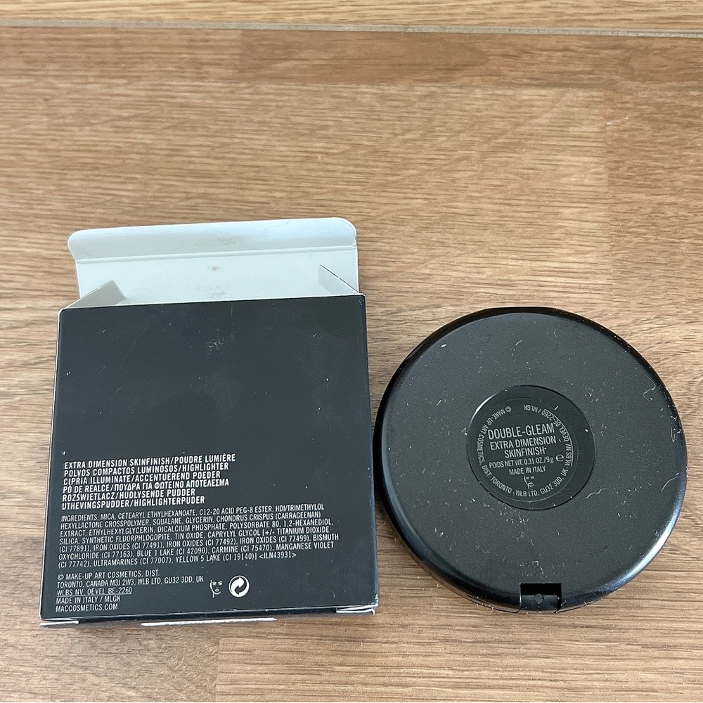 MAC Cosmetics Extra Dimension Skinfinish Double-Gleam - Picture 3 of 4